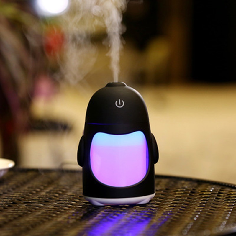 Penguin-Shaped Car USB Humidifier For Home And Office