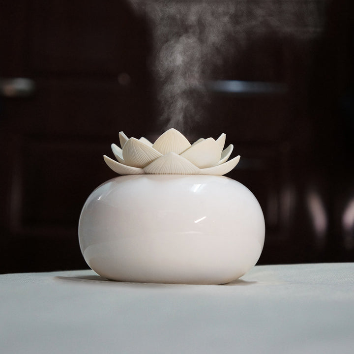 Lotus-Shaped Portable Humidifier For Home And Office Use